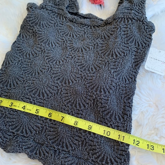 FREE PEOPLE intimately 47% nylon 47% micro modal floral cami NWT in size Medium - Picture 10 of 10